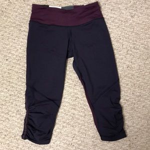 Lululemon maroon striped capris, size 4.